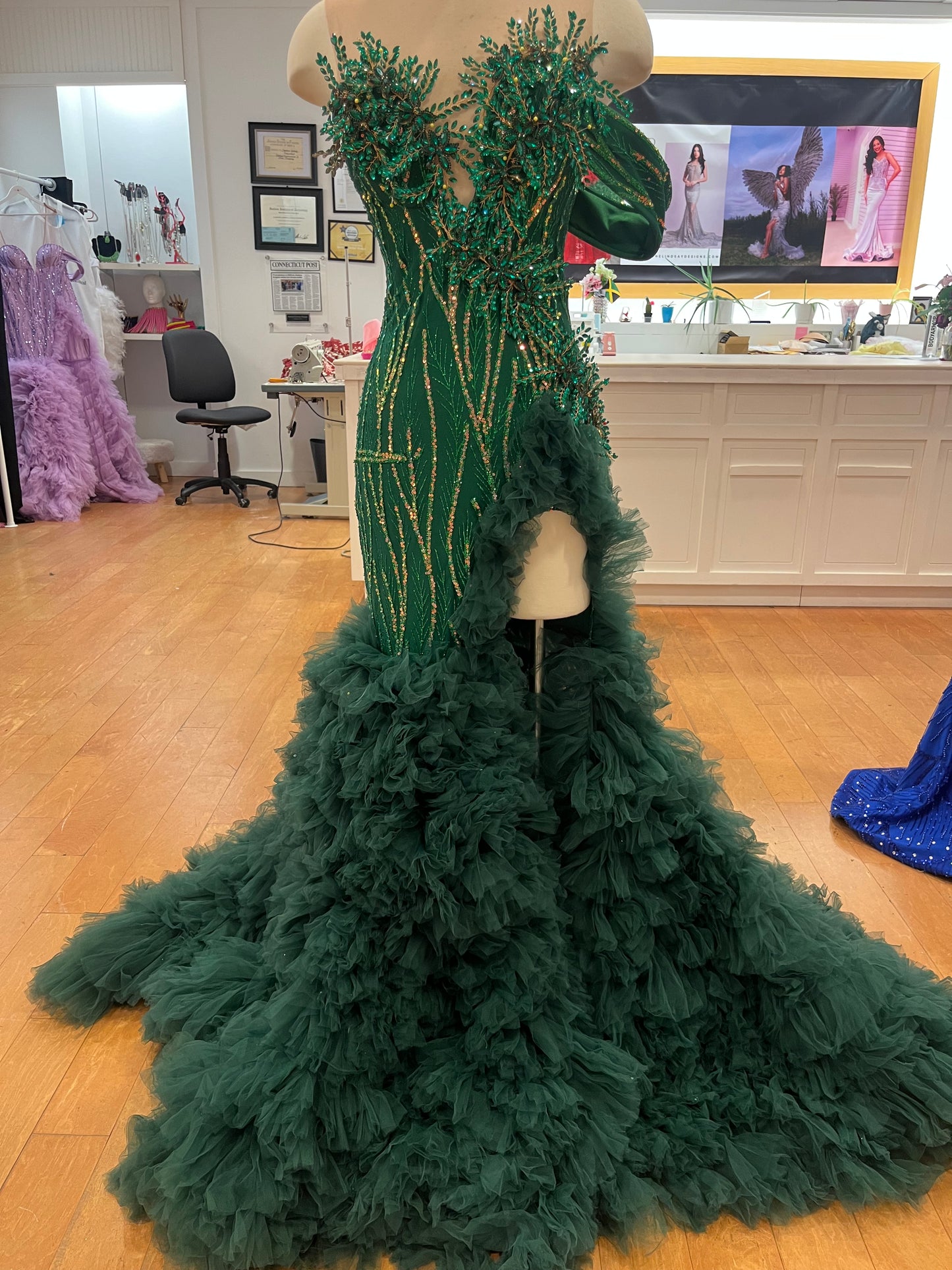 Olivia Emerald green Gown